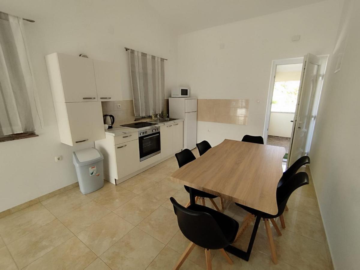 Apartmani Bakran Lopar Luaran gambar