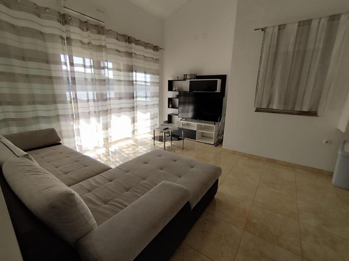 Apartmani Bakran Lopar Luaran gambar